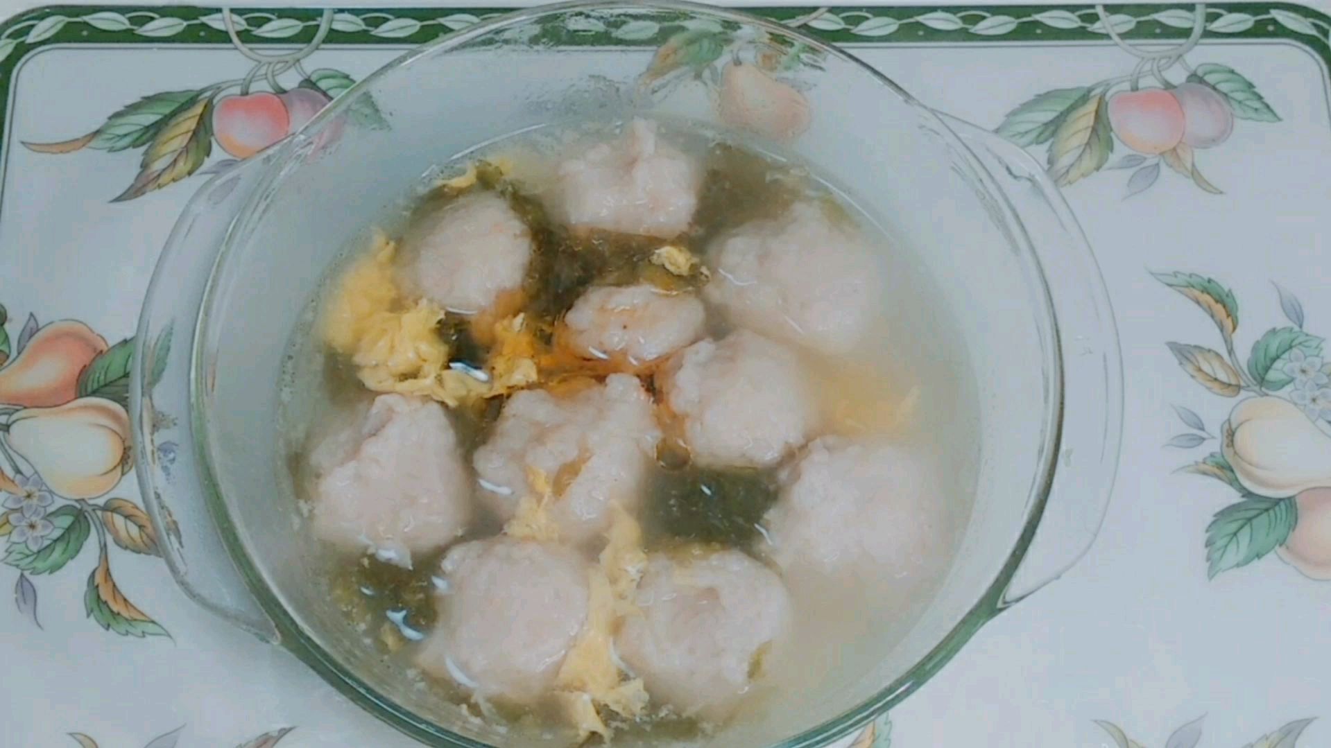 不加任何添加剂也可以做出嫩滑有弹性的虾丸,营养好味道