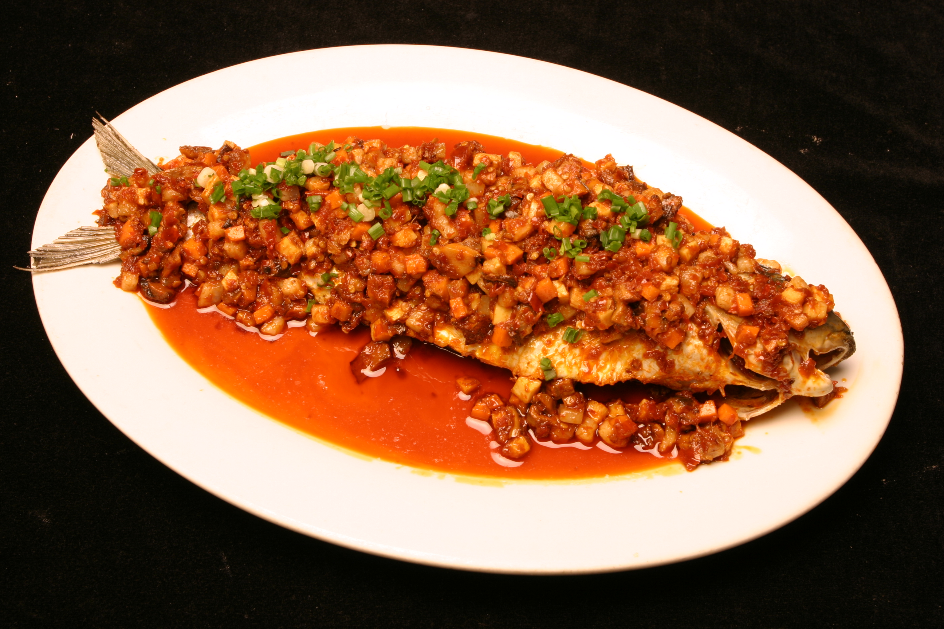 美食新花样:中饭吃这些菜,健康又美味