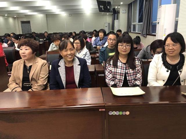 渭南市杜桥中学召开2019届高三后期复课推进会