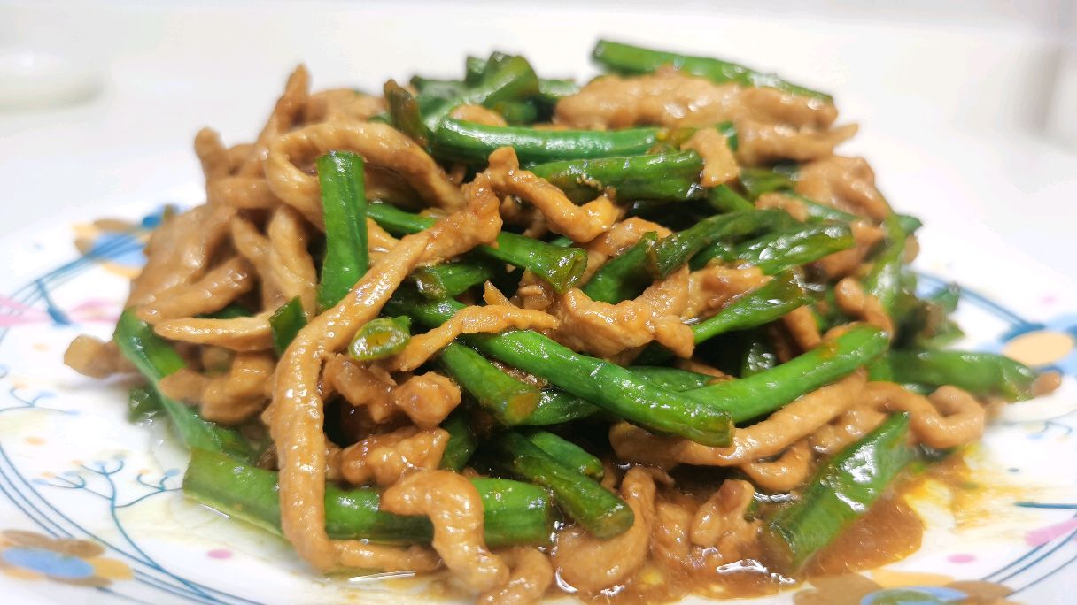 豇豆炒肉的秘诀,简单快捷,用心做好每道菜!