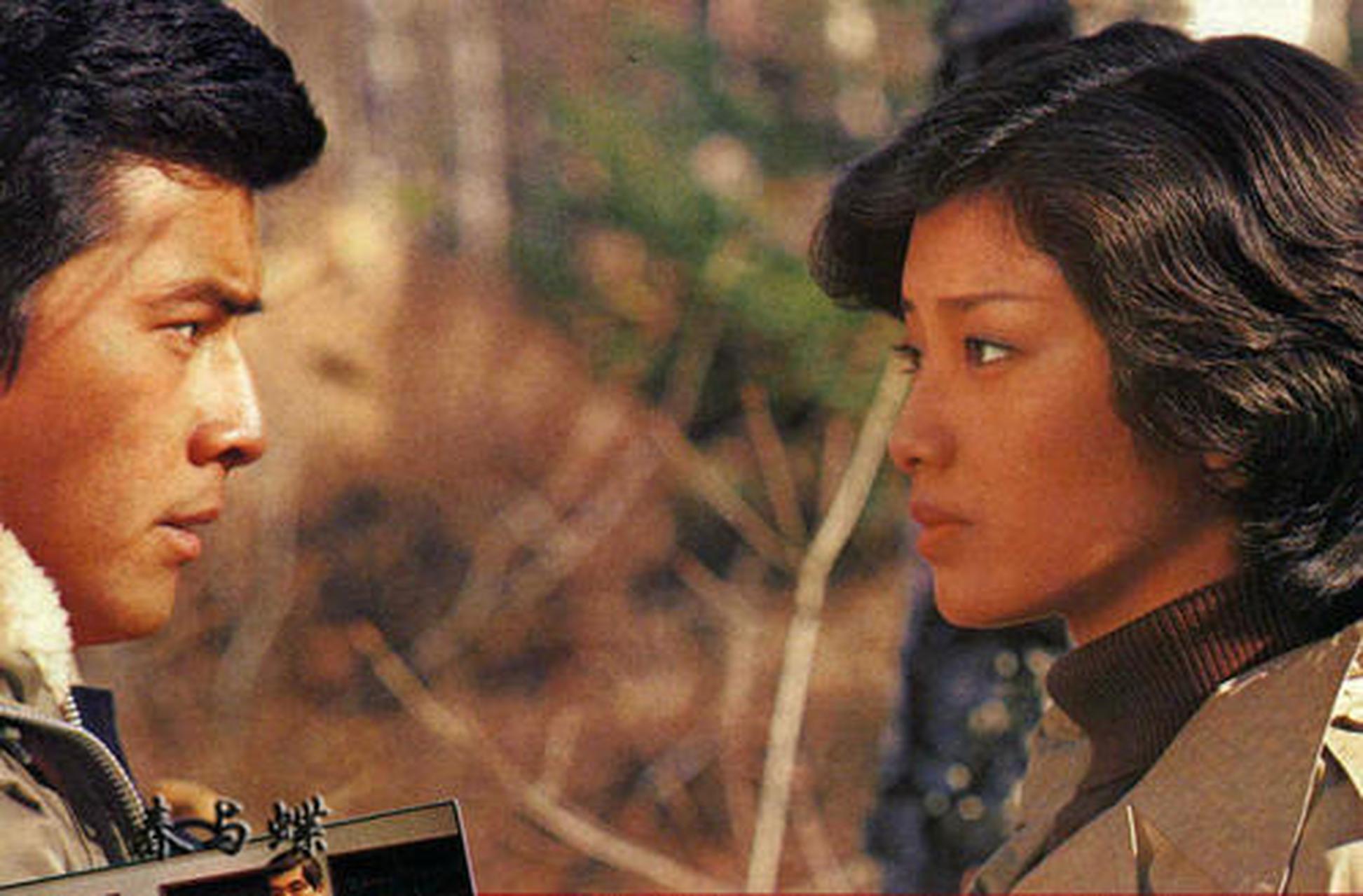 《雾之旗》托了山口百惠之福,许多人对这个故事并不陌生:贫穷的乡村