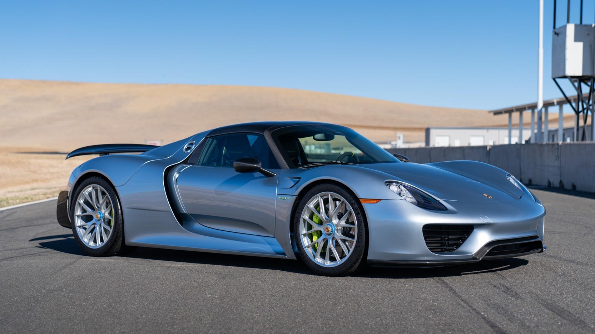 whatsapp创始人公开拍卖手中10辆保时捷,其中三款很稀有