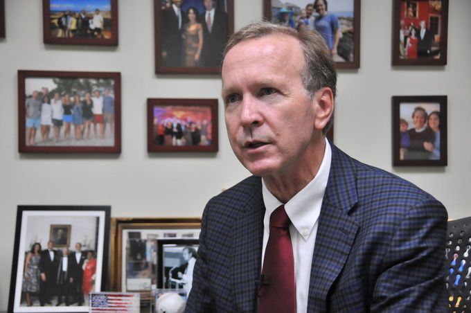 美国前总统老布什之子:疫情后我将在华进行大量投资