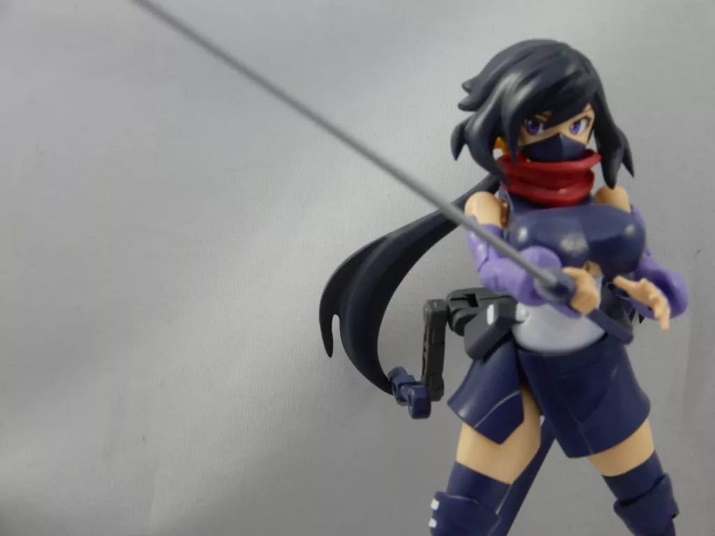 女忍超大r量成为了一个卖点,操控游戏角色女忍的真实玩家菖蒲是对儿a