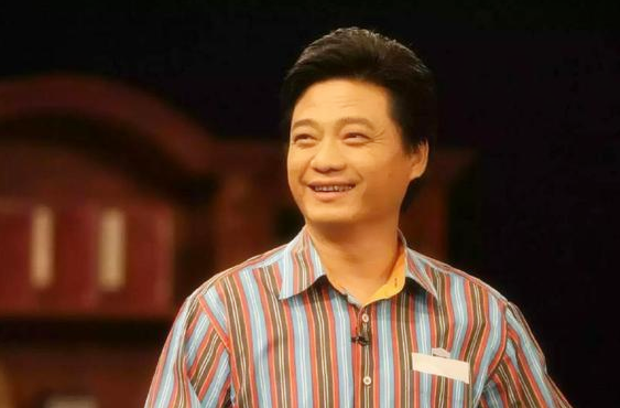 于丹从"一夜爆红"到"无人问津",崔永元一针见血点出原因