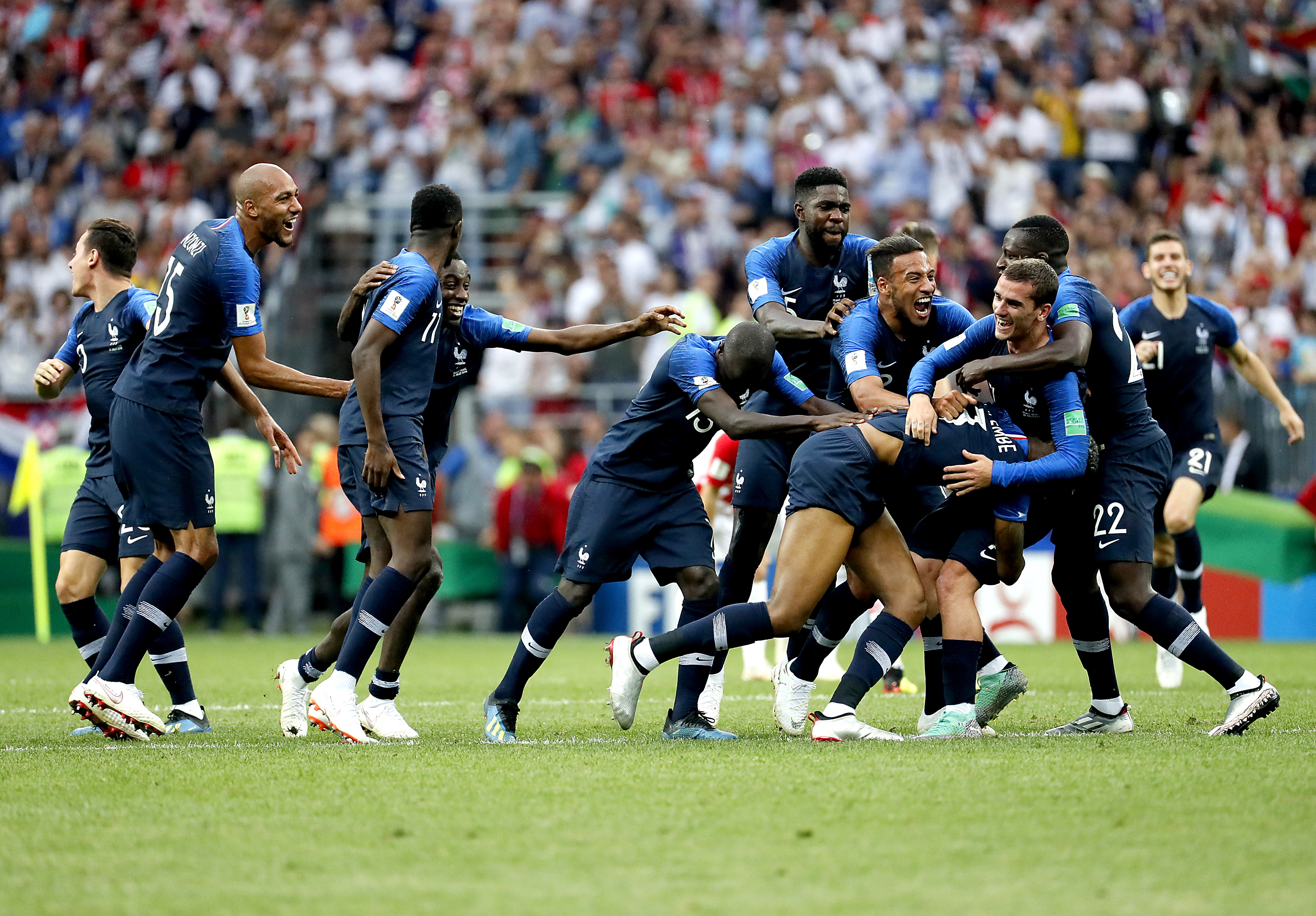 俄罗斯世界杯——法国队20年后再捧杯(9)