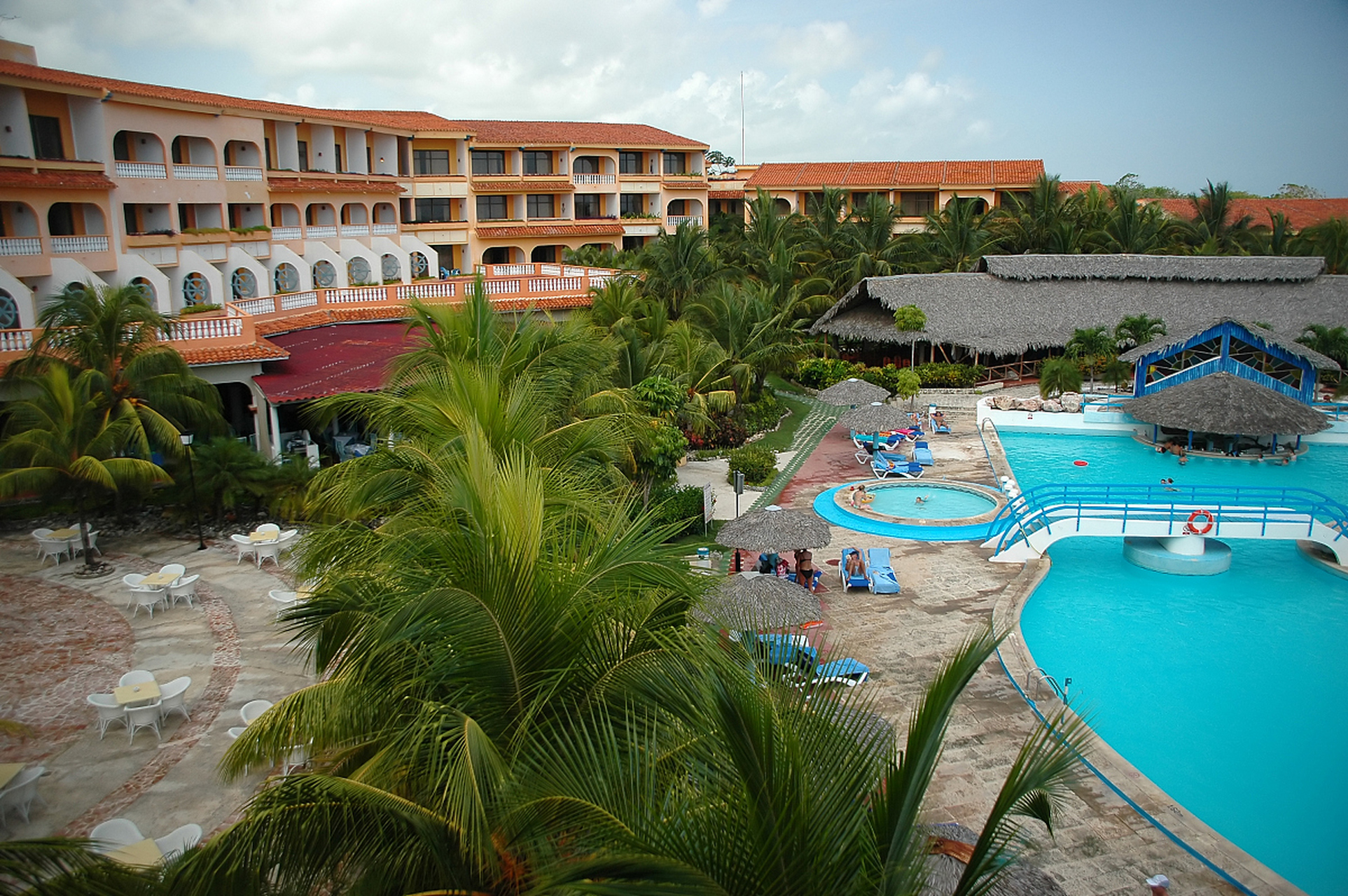 在春天这个充满生机的季节,不妨抽空来到北海,体验温泉和spa带来的