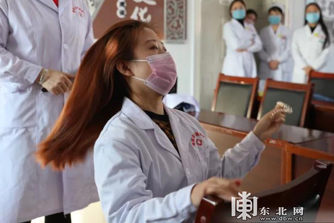 言短情长 塔河县医护人员驰援湖北显大爱