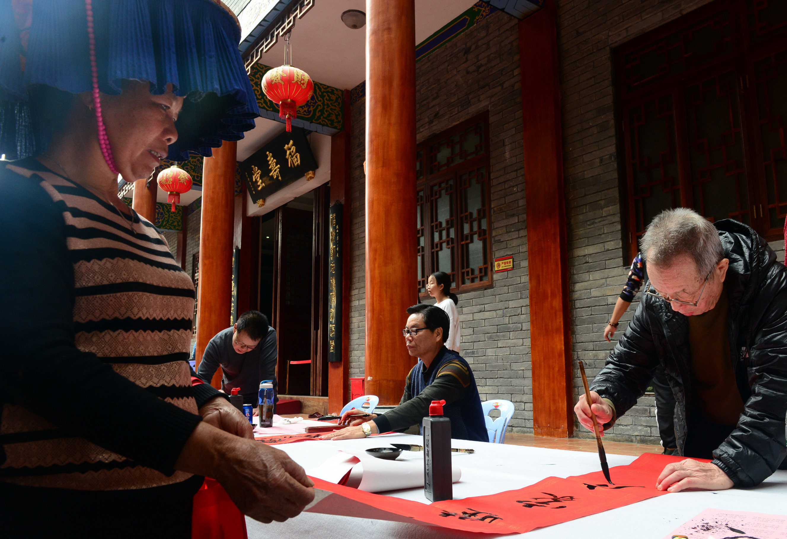 东山寺门口的对联图片