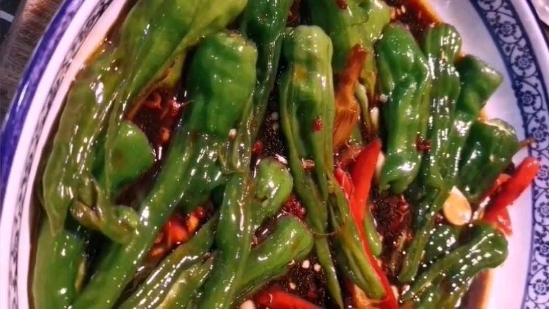 在家轻松腌制酱辣椒 香辣爽口一学就会