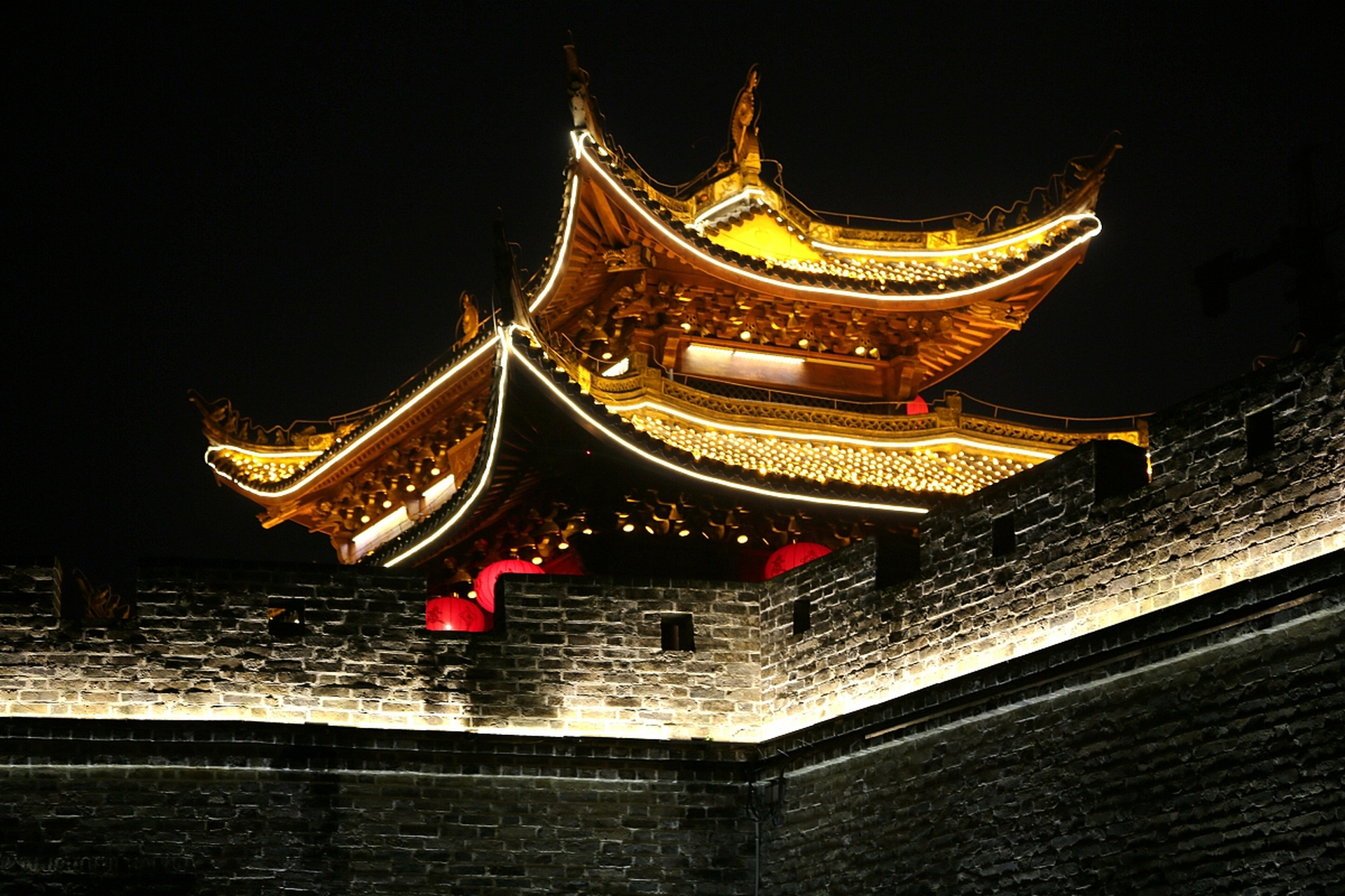 江西吉安旅游必去十大景点 1,井冈山:红色革命的摇篮; 2,羊狮慕风景区