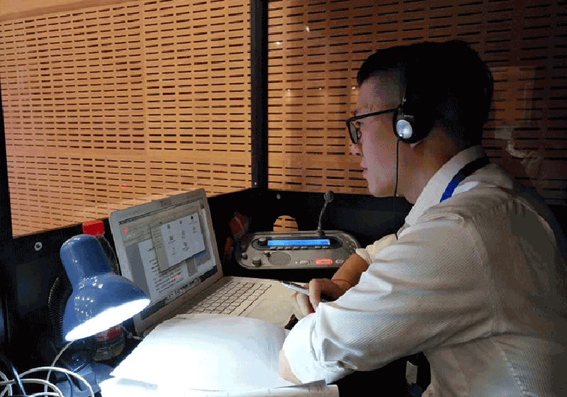 知行翻译:在做会议口译时,一定要注意这3点