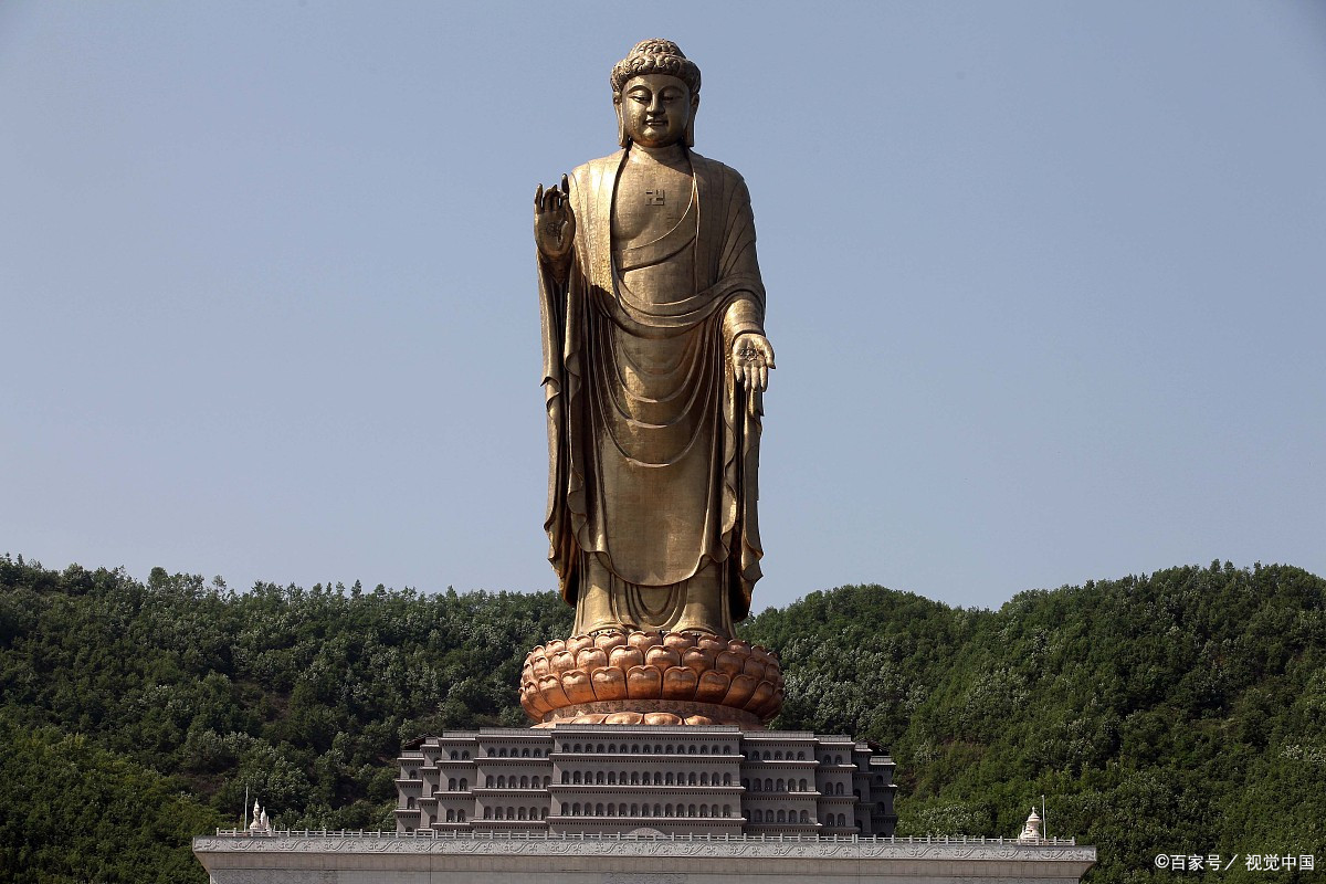 我给大家统计了一下河南省的5a级景区,他们是登封市嵩山少林景区,洛阳