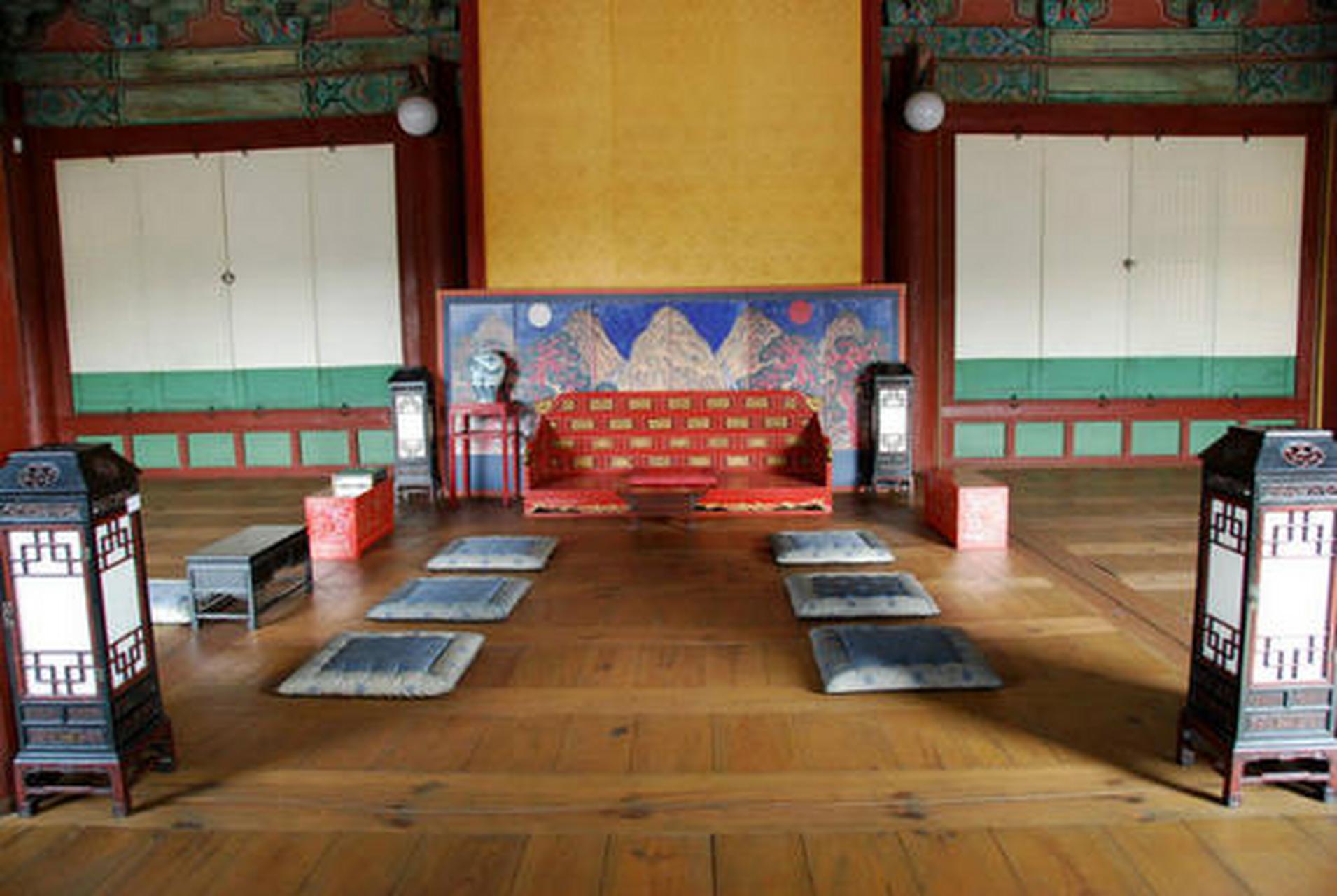 乐善斋位于昌德宫东南隅,建于1847年(宪宗十三年),为大妃居所.