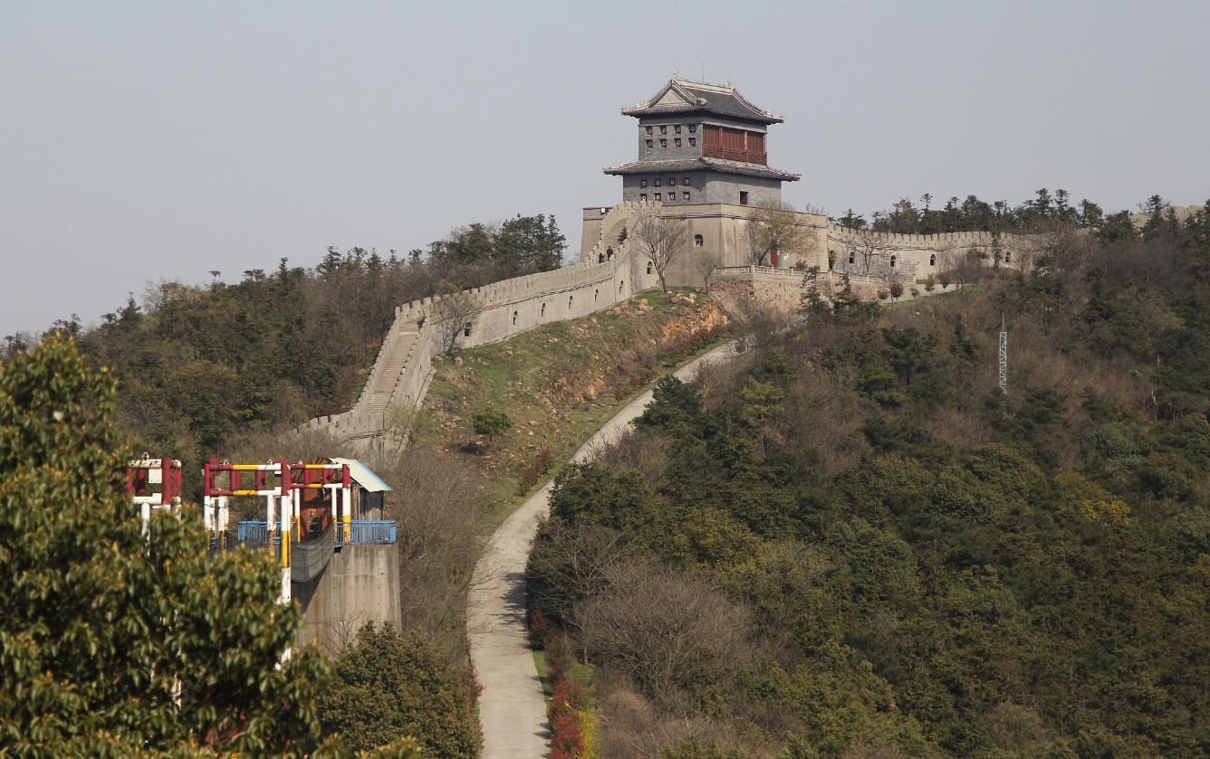 家家户户豪车别墅的"天下第一村",如今沦为"山寨"建筑大本营