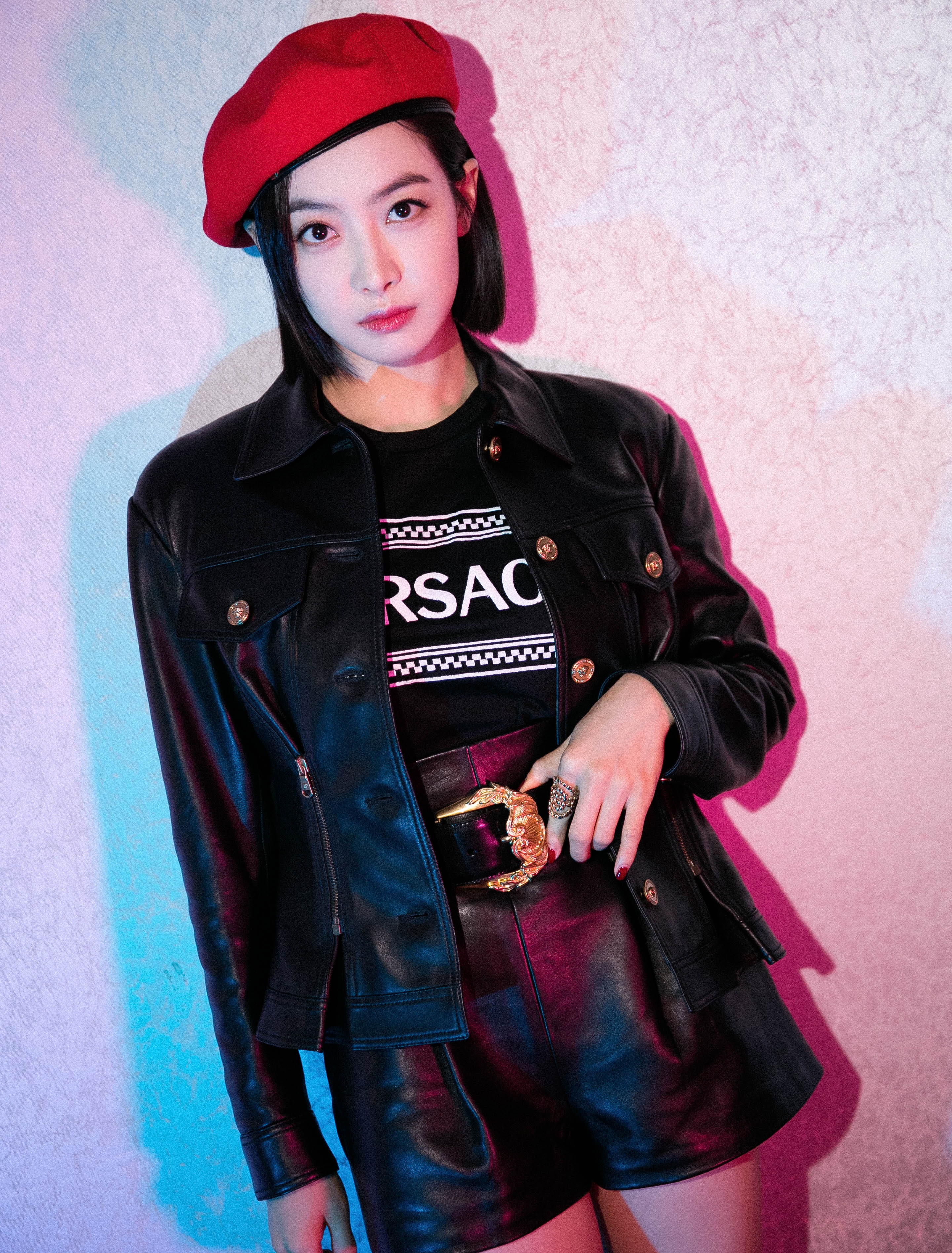 有一种皮衣叫宋茜的皮衣,可少女甜美可御姐知性,学她穿你也行