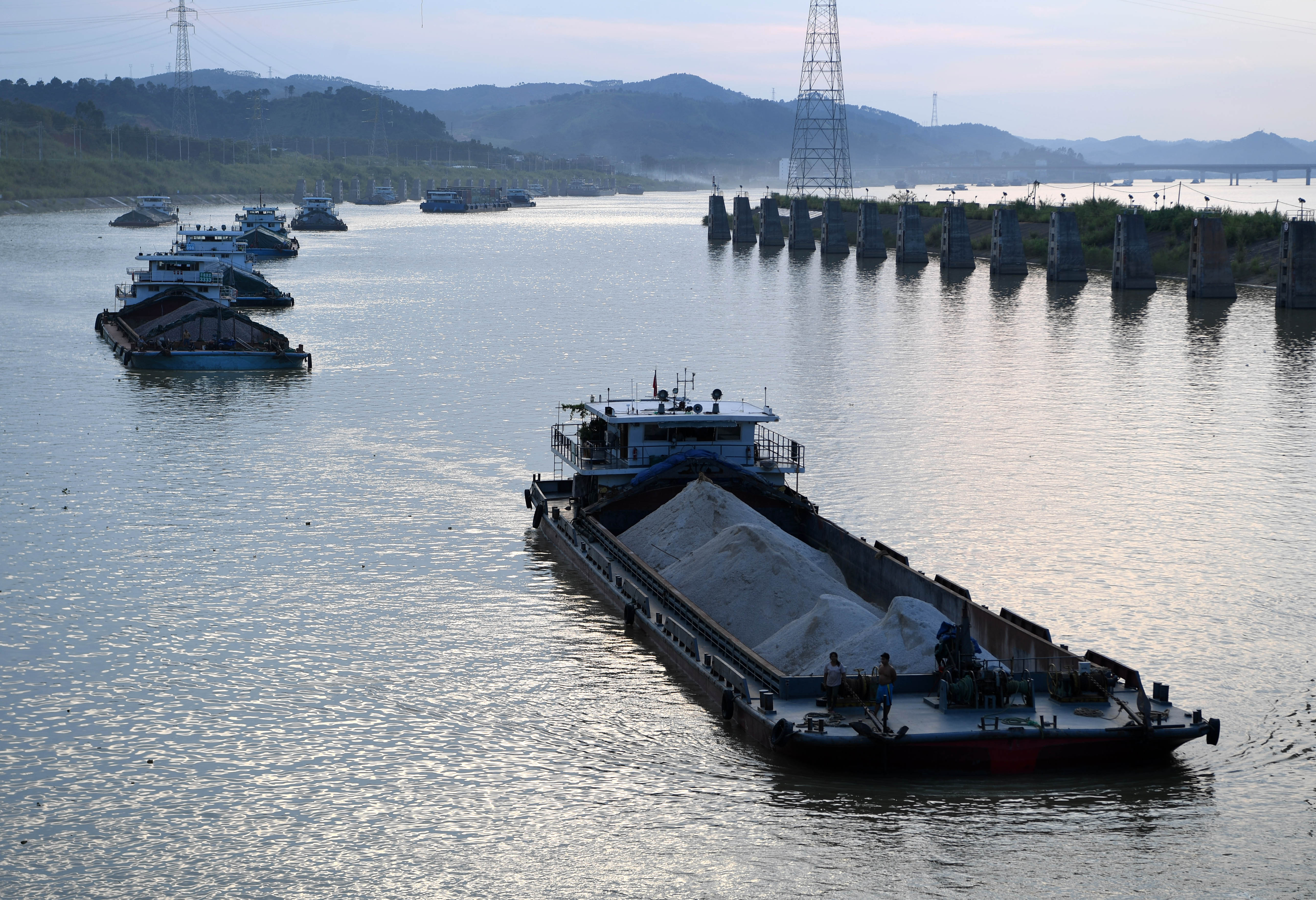 壮阔的西江黄金水道