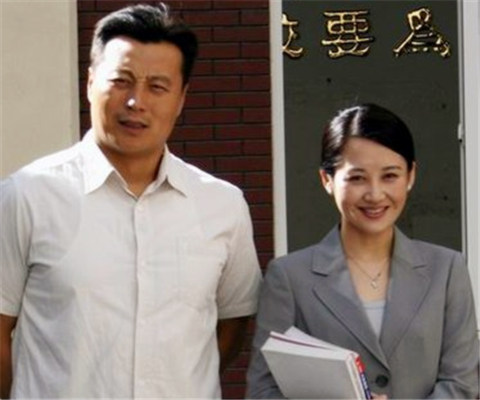 电视剧《同龄人》剧情简介,演绎时代变迁下的悲欢离合