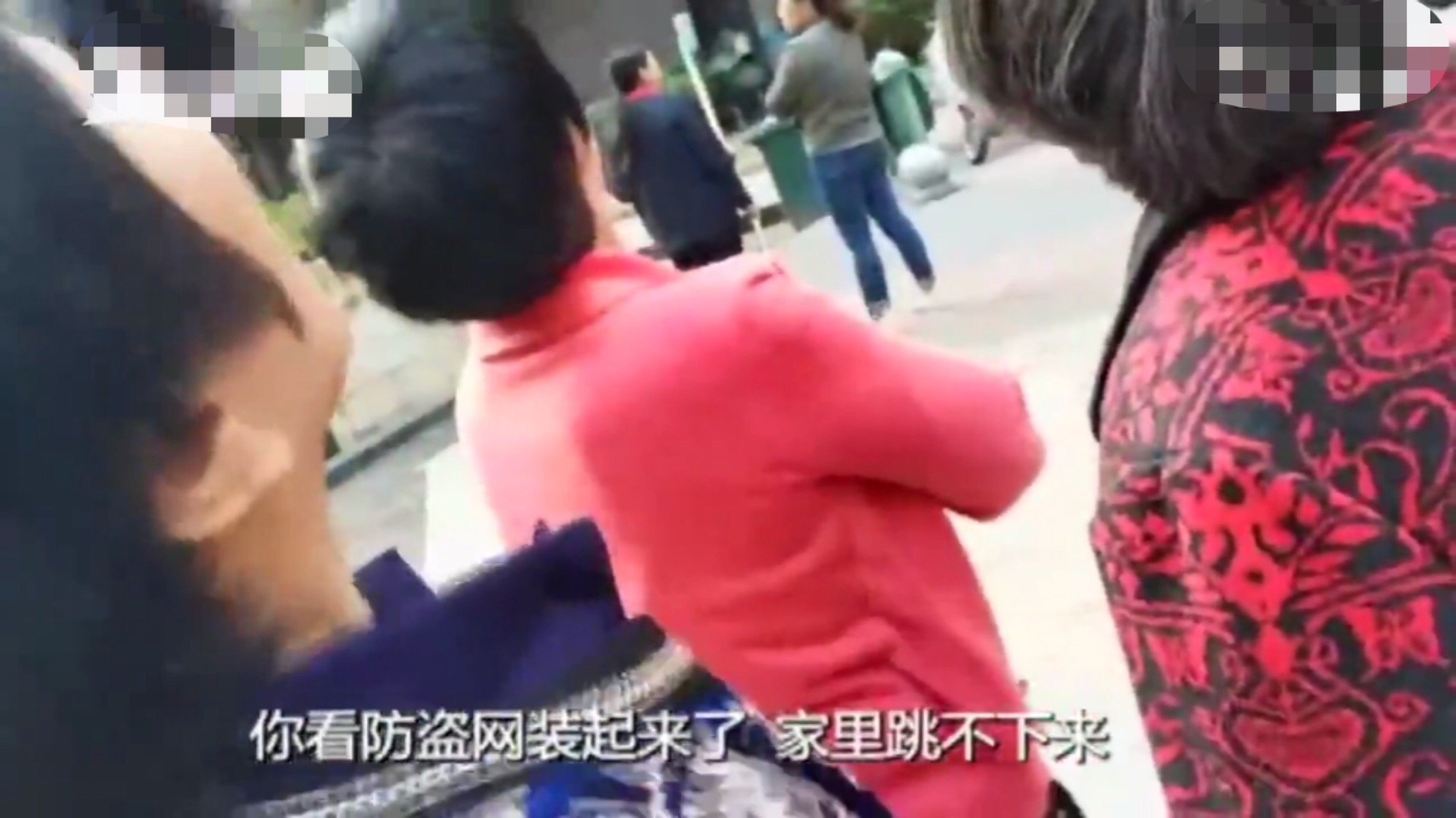 二胎生完不久,70后女子因产后抑郁跳楼自杀,网友:孩子