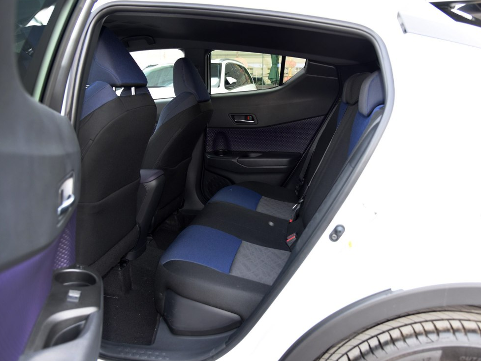 简约时尚有内涵的丰田c-hr,舒适型的欣赏与解析,一起了解一下