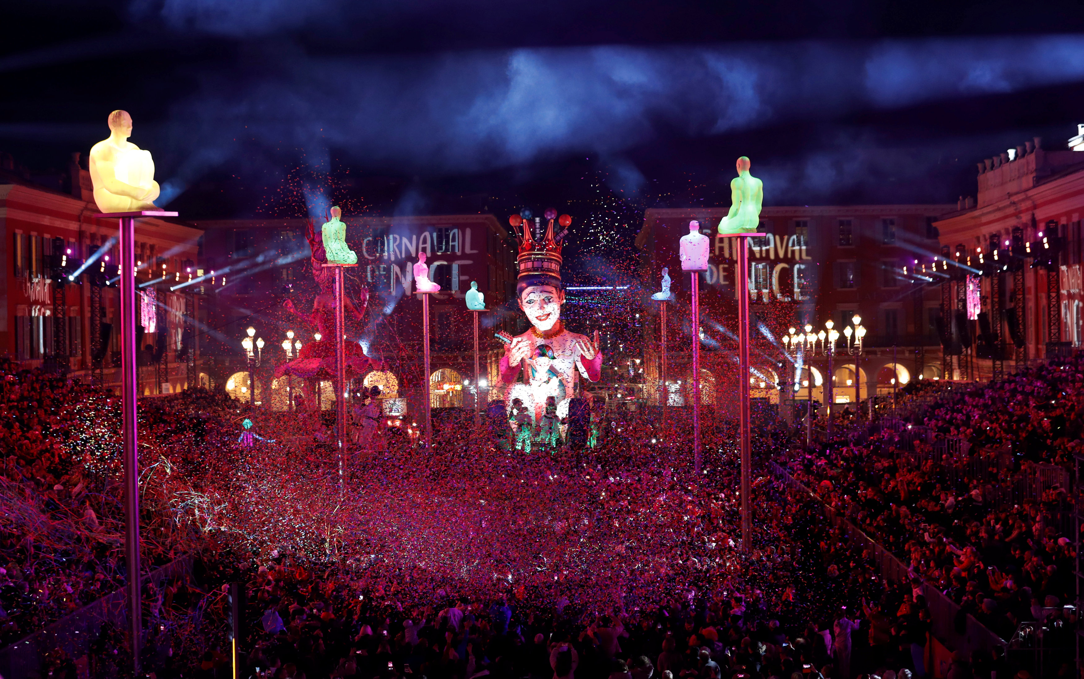 法国尼斯狂欢节开幕