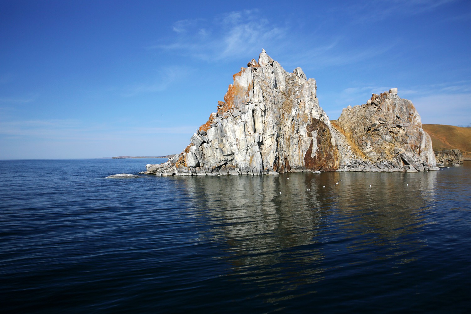 俄罗斯贝加尔湖秘境奥利洪岛原始之美