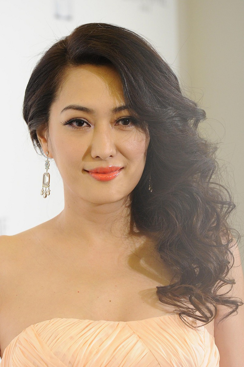 一次,窦文涛问孟广美:"你被前男友骗走5个亿,有没有追回来?