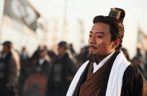 骨骼惊奇,捡个鞋子就送秘籍,赐给张良兵法的黄石公到底什么人?