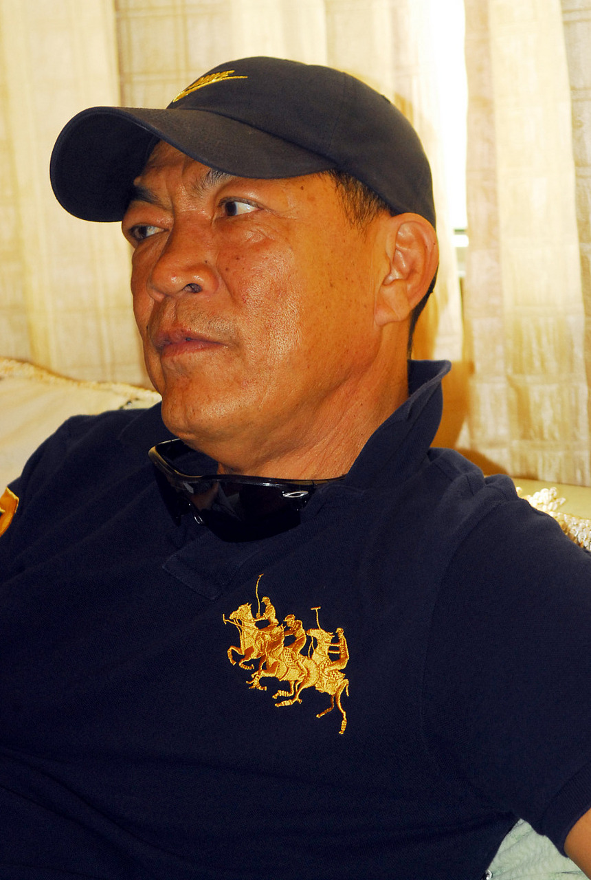 武打演员孟海去世了,这位传奇的武术家和电影明星的离世,不仅让影视界