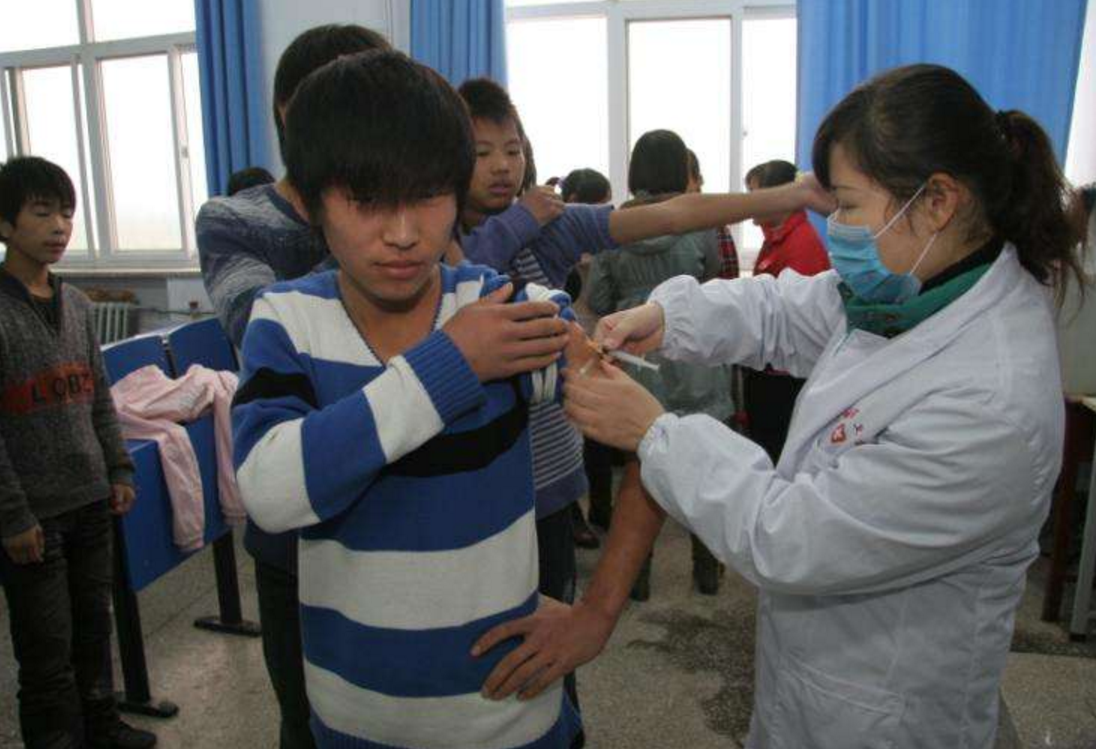 在卫校上学的男生都过得怎么样?说出来你都不一定会相信