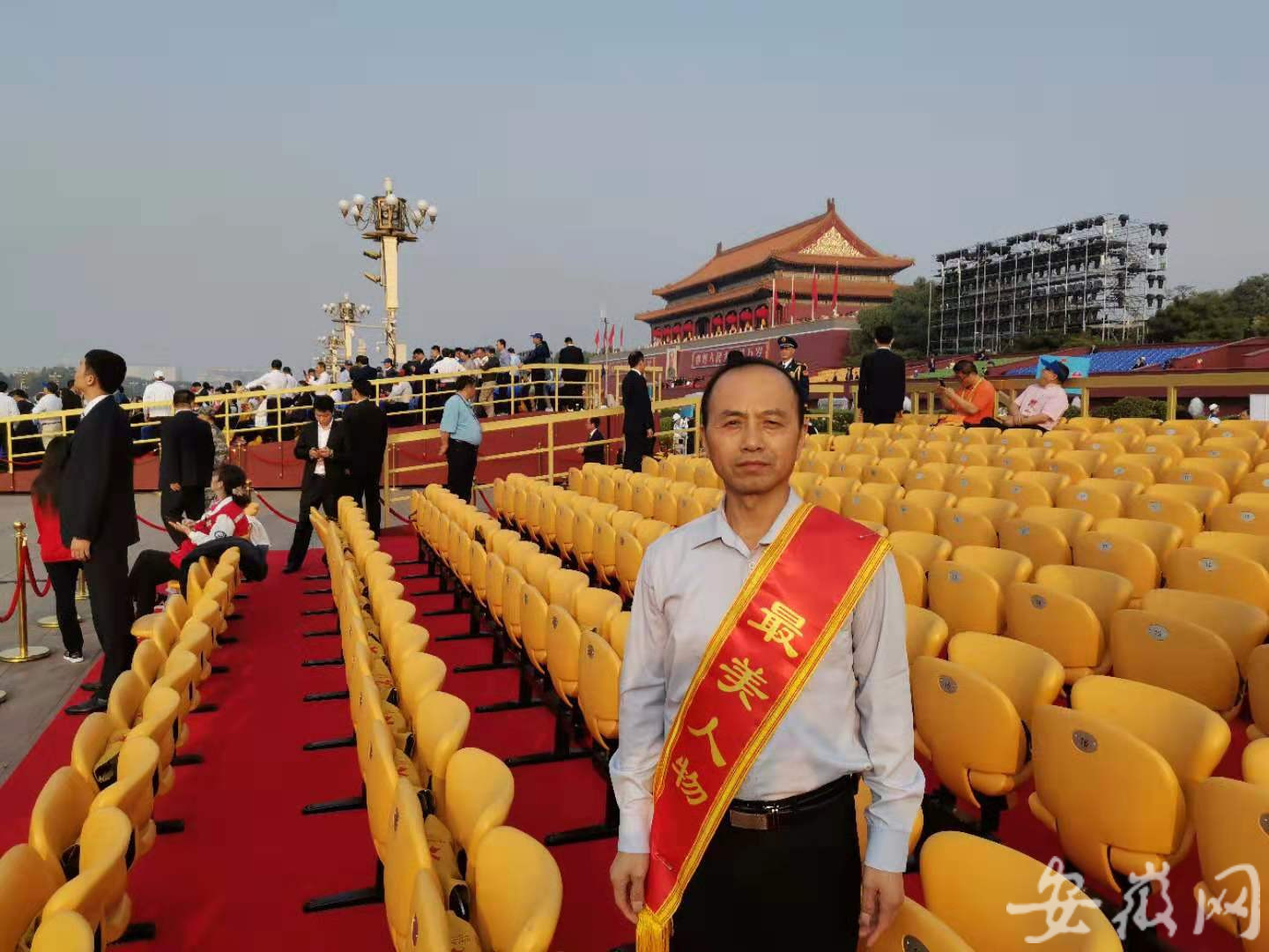 大国工匠周东红:在现场看阅兵 作为"宣纸人"很自豪