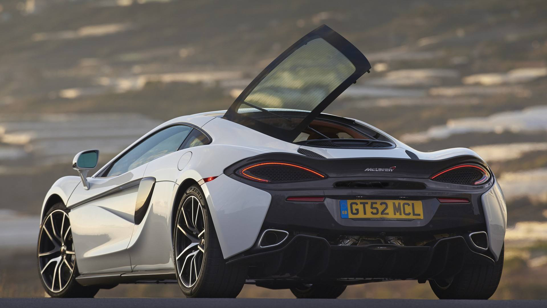 迈凯伦gt跑车即将发布,开长途再也不会累了