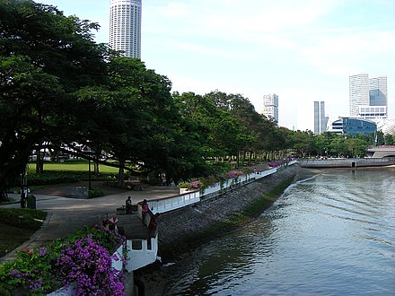 除了重庆市观音桥步行街,广州瀛洲生态公园,灯光璀璨的旅游休闲场所