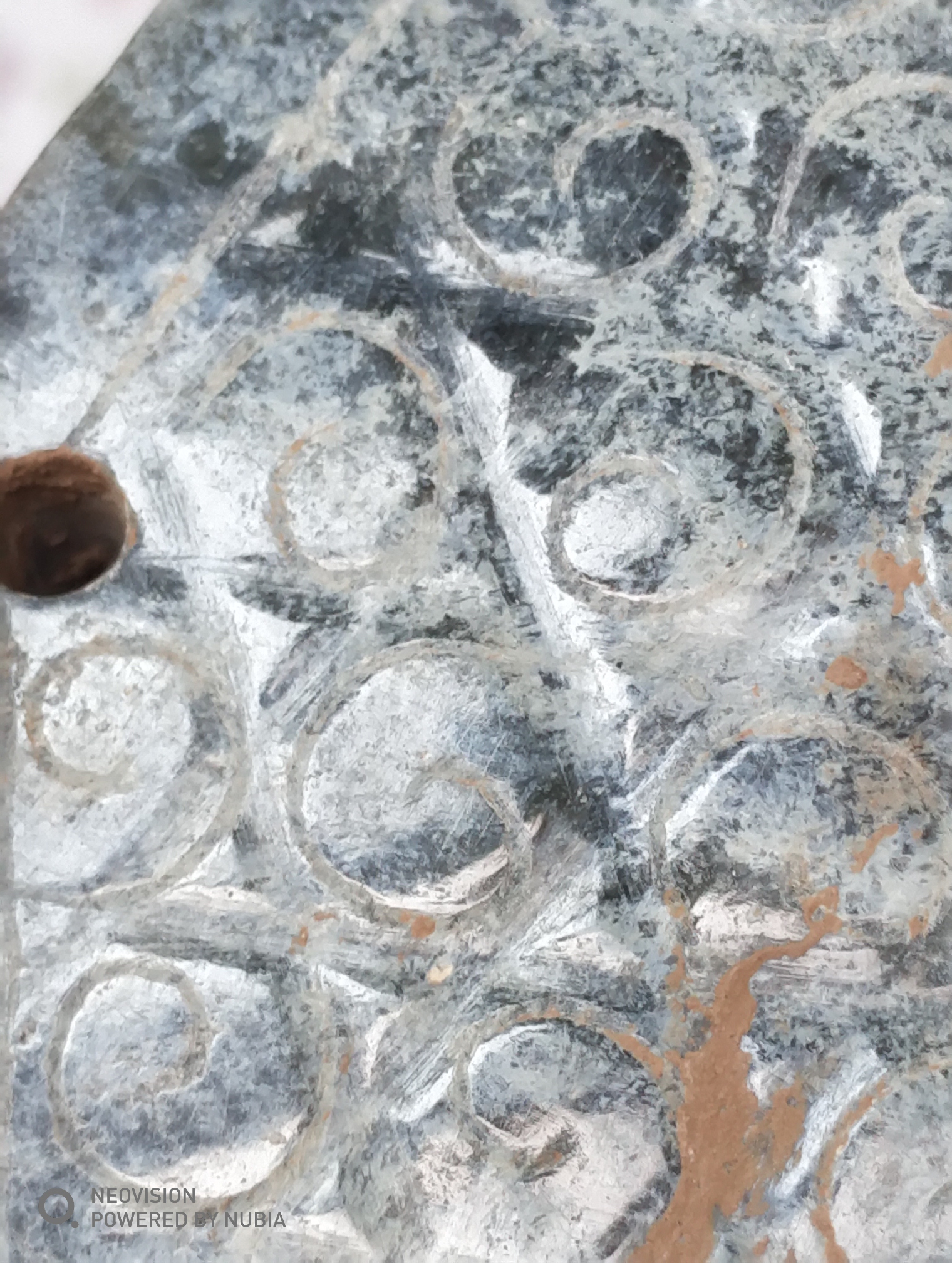 战汉古玉光气__玻璃光