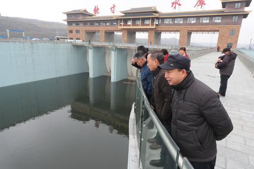 宁波市民代表走进新昌钦寸水库 惊叹宁波"引水"壮举
