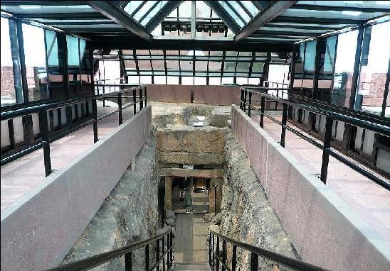 游南越王墓——岭南千古一帝 看金缕玉衣