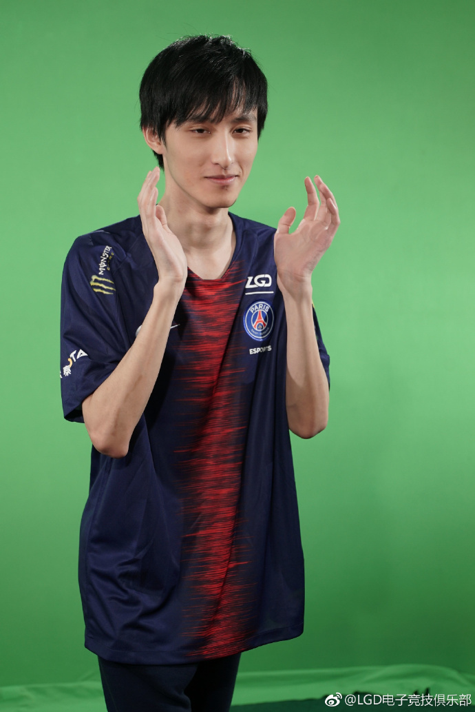 dota2:ame登顶天梯第一,独苗lgd将战秘密