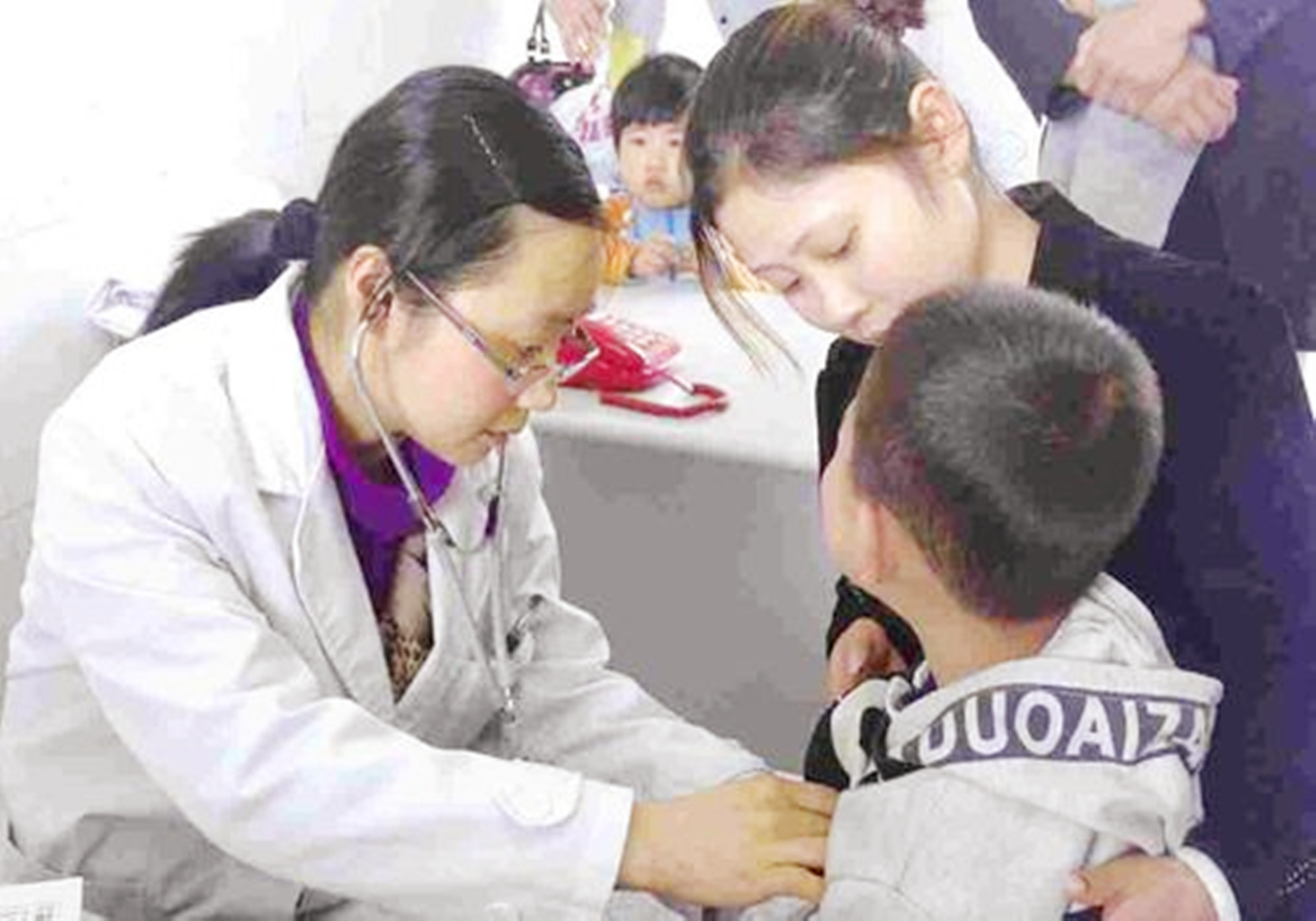 孩子就医麻烦,如果不舒服,一定要去医院吗?医生的建议家长看下