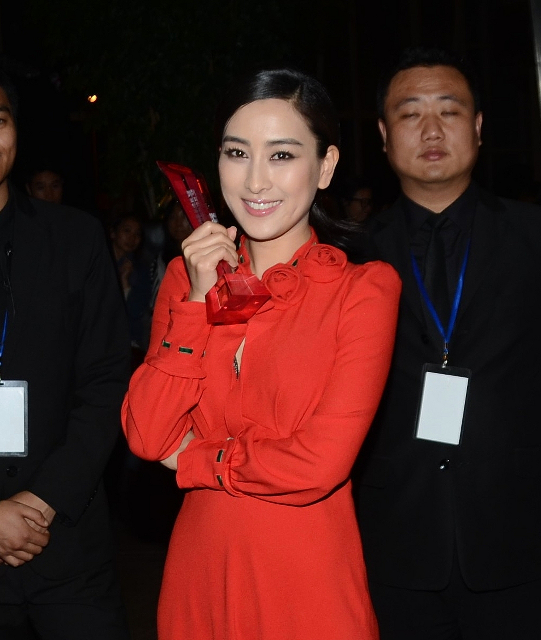 马苏:与孔令辉同居11年无结果,情史丰富,今40岁依旧单身  马苏,一个