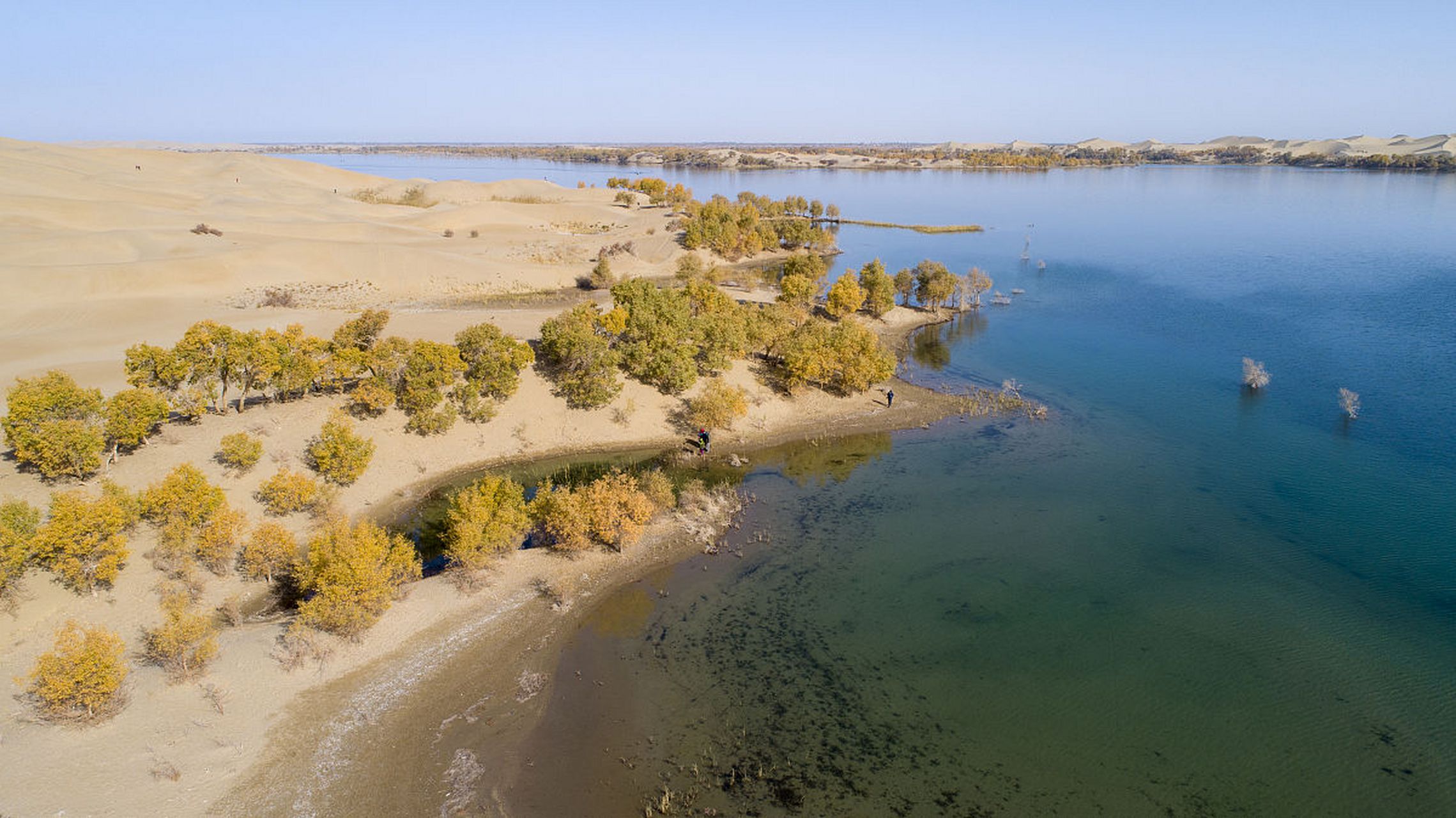 巴彦淖尔位于内蒙古中部,拥有辽阔草原和丰富文化,是草原牧民的天堂.