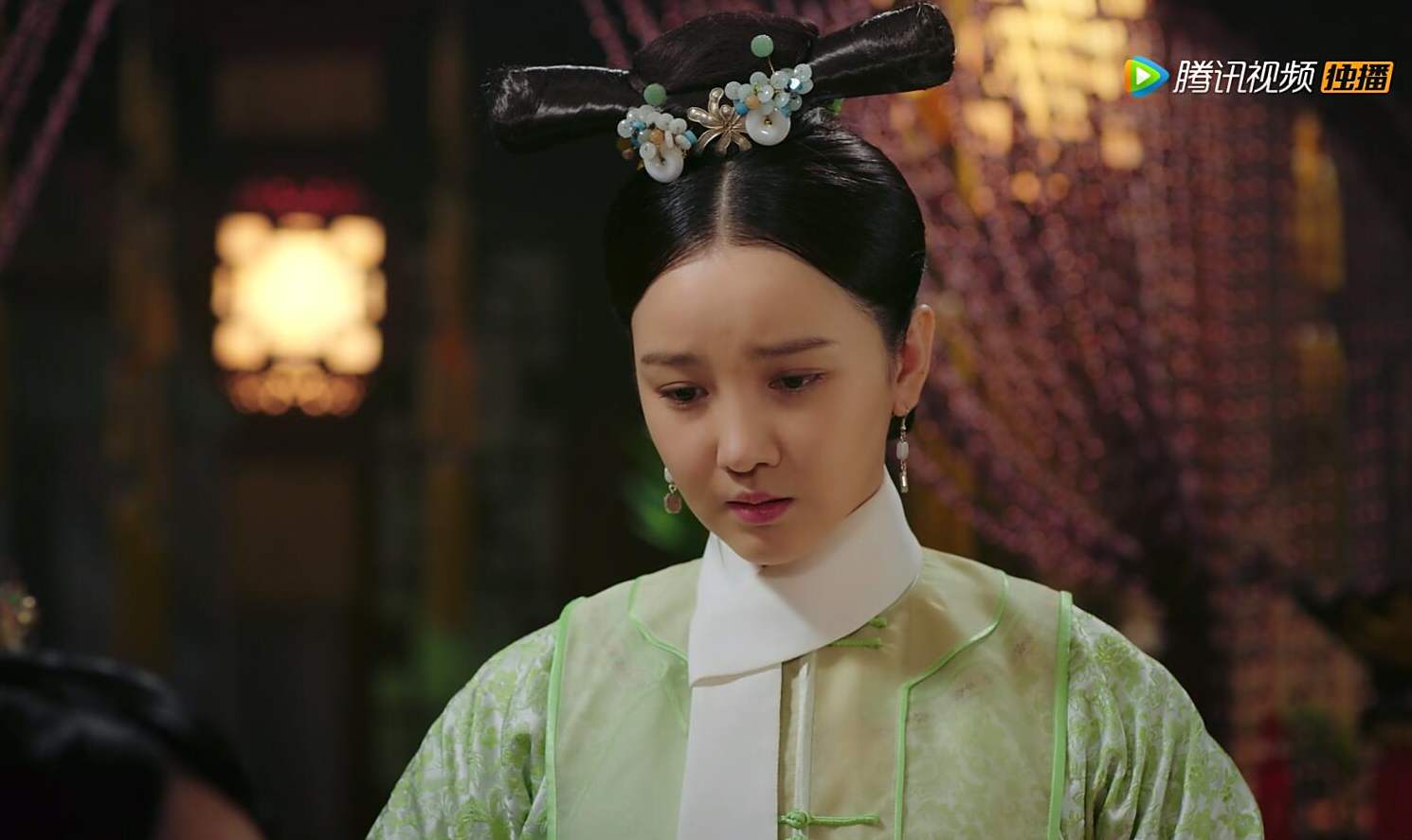 如懿传中惢心经历了7个造型:小两把头萌萌哒,新娘装甜美动人!