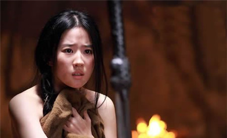 古代打仗时,士兵经常强抢民女,越王勾践想出了1个解决办法!