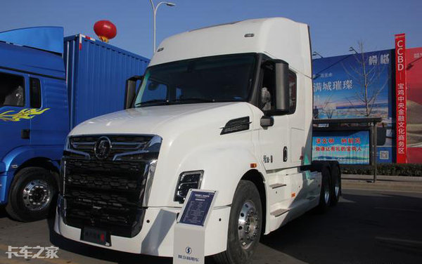 澄清一下不是谣言,陕汽轾德·炎国六长头车来了,实力够强劲