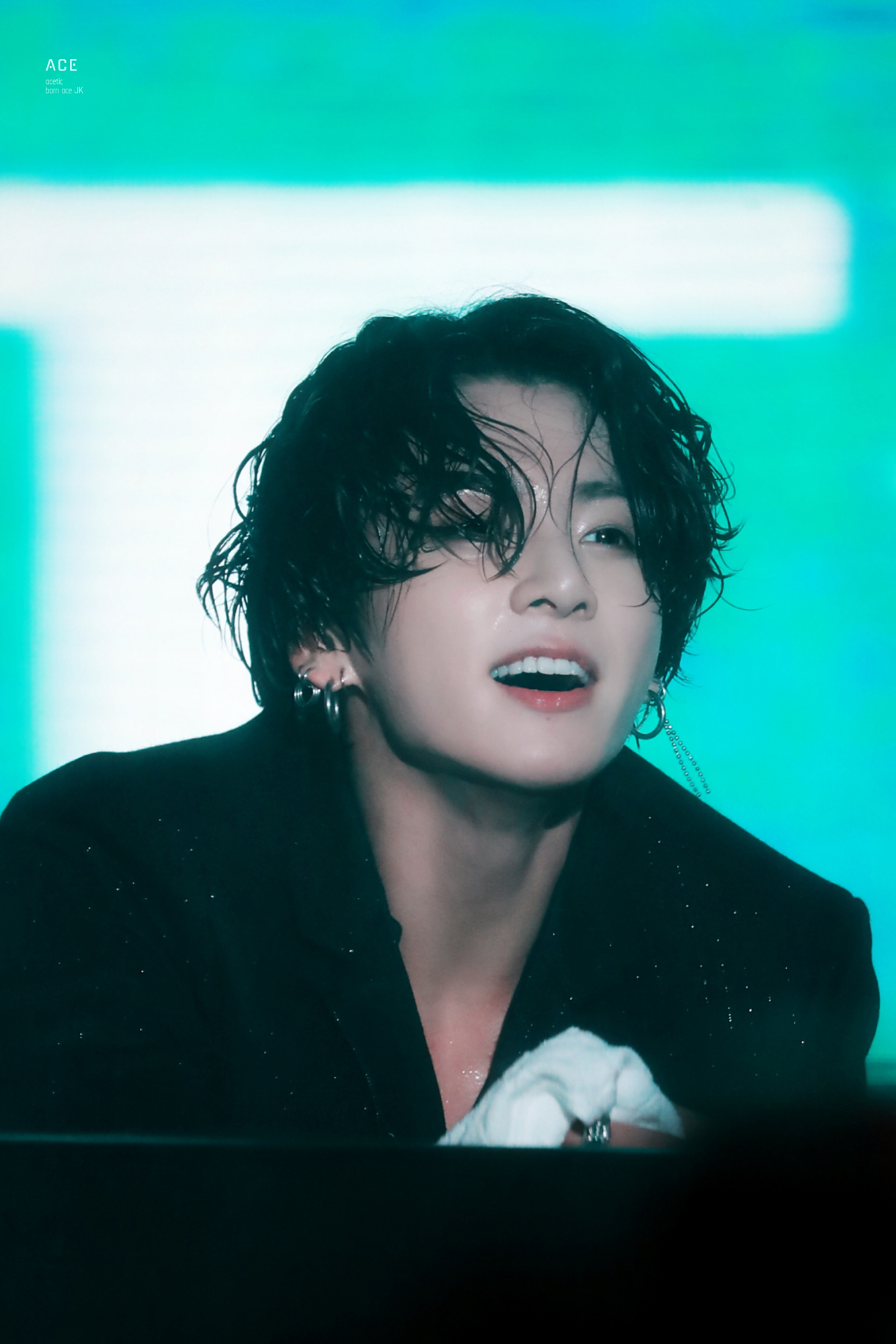 留起长发的防弹少年团忙内田柾国 帅哥怎样都好看!