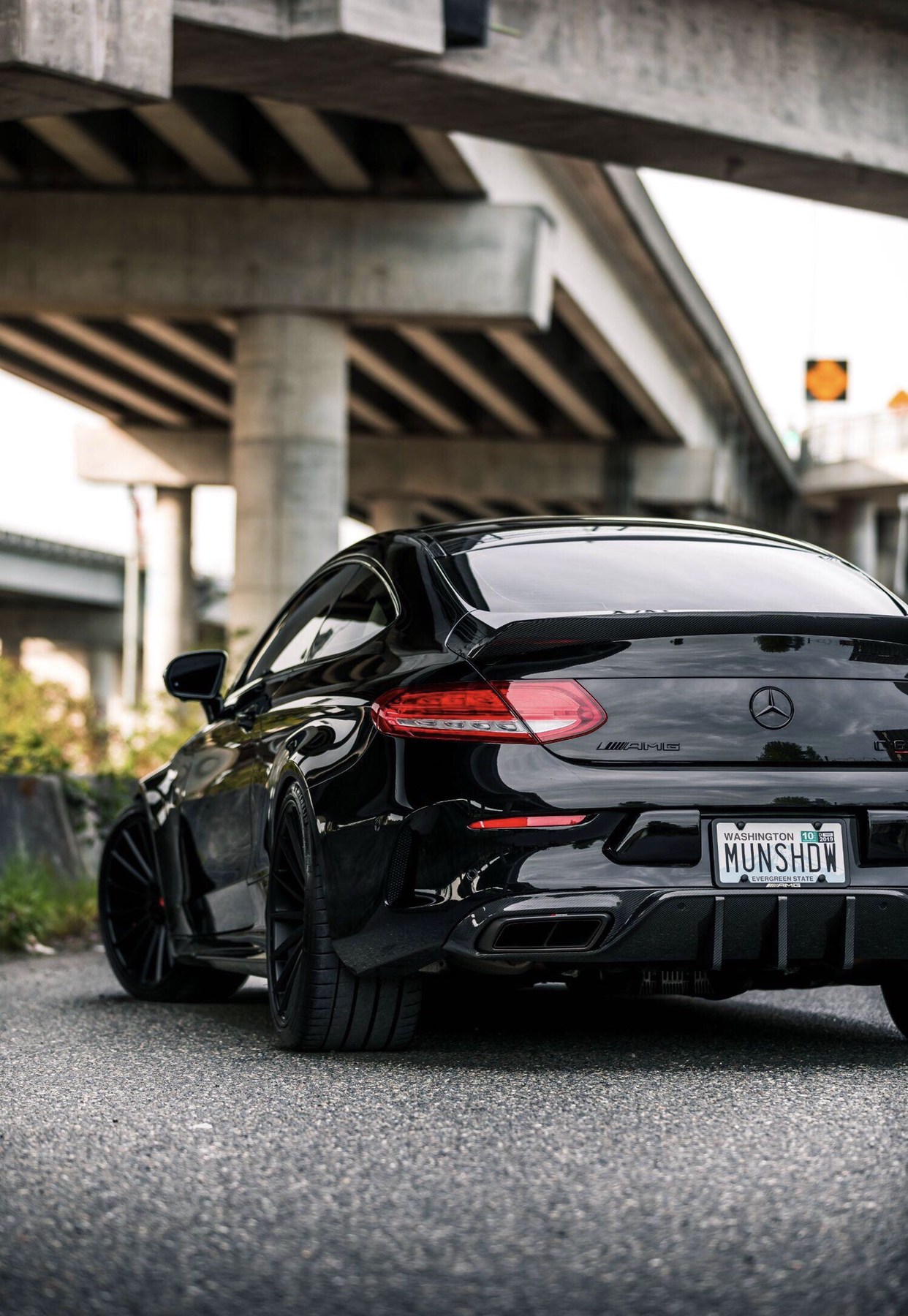 奔驰c-class推出amg c63s简直太帅了