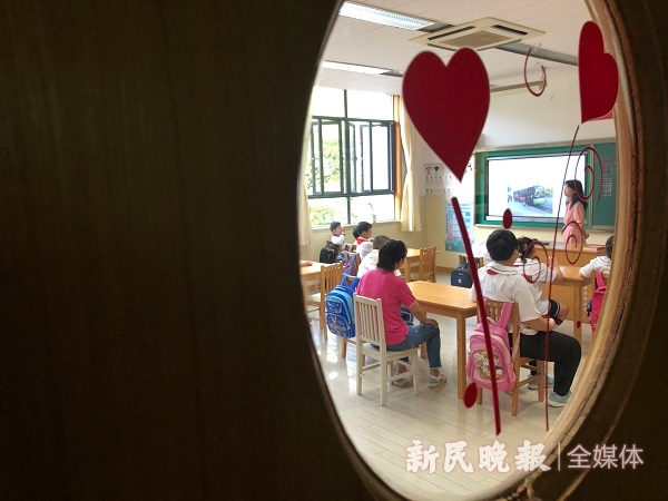 宝山区培智学校为自闭症孩子建"一对一"教案 "小蜗牛"慢慢学会技能融