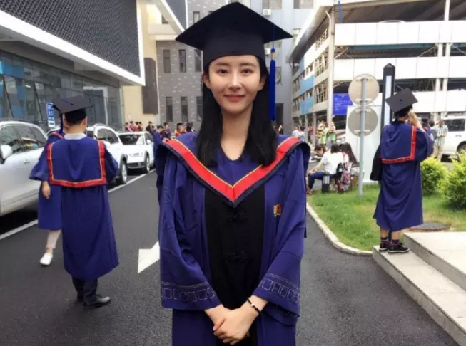 胡丹丹出演《无名卫士》,曾被称为四高女孩,影视歌三栖技能满点