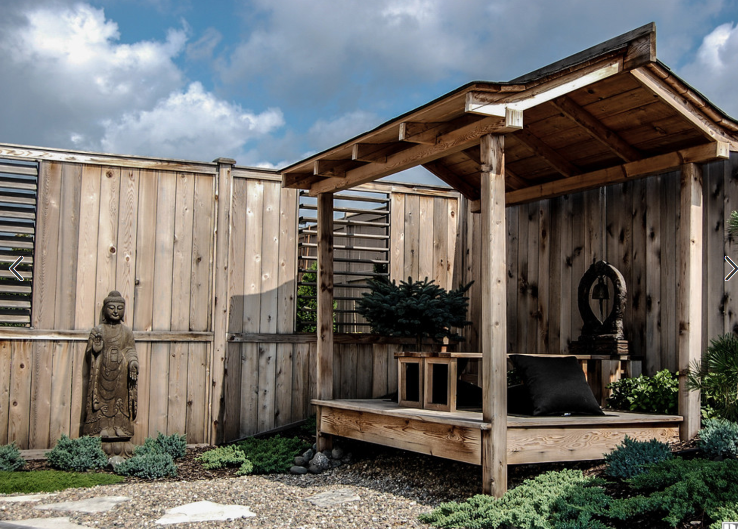 庭院案例:韩式庭院花园,有防腐木凉亭的古典花园,富有典雅之美