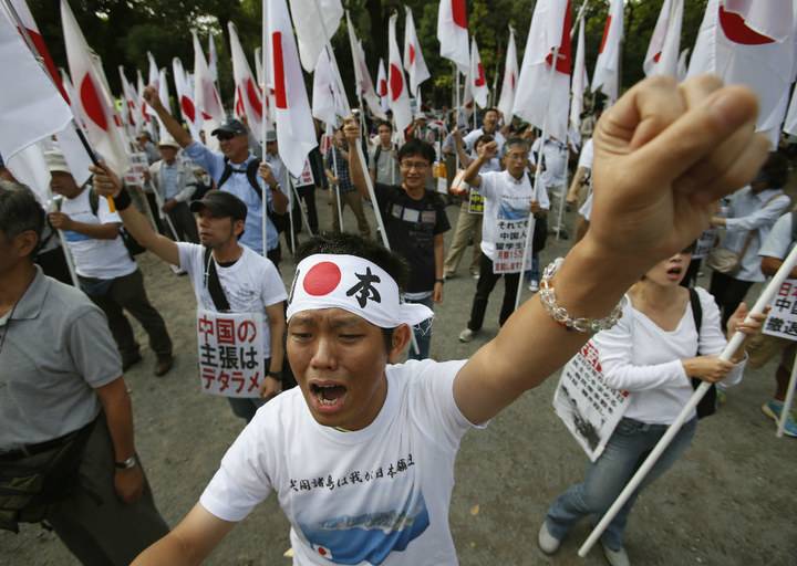 日本右翼分子否定南京大屠杀:杀了30万中国人,你们数