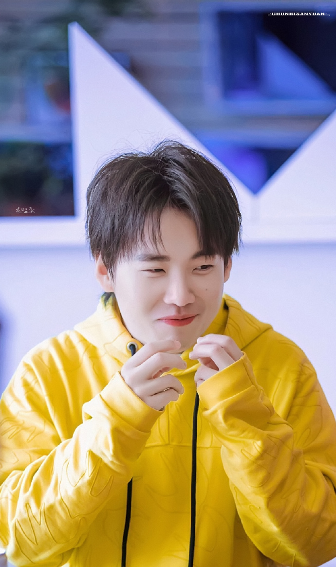 (#郭麒麟声临其境# 图,抱图请相互尊重,看置顶) >>关注#郭麒麟##韵哌